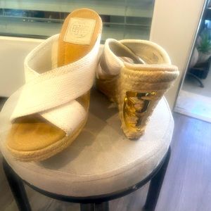 Tory Burch Kristen Wedge Canvas
Espadrille Sandals. Size 5